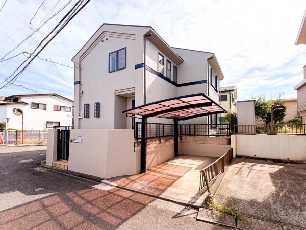 藤沢市本藤沢３丁目　中古一戸建て