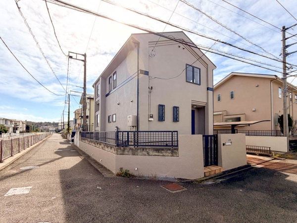 藤沢市本藤沢３丁目　中古一戸建て