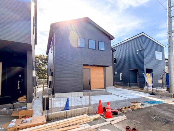 藤沢市本藤沢２丁目　新築一戸建て