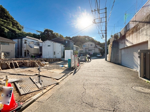 横浜市港北区仲手原２丁目　新築一戸建て