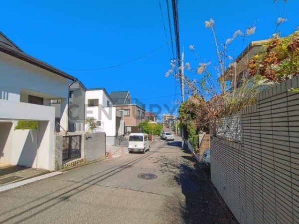 横浜市青葉区荏田西２丁目　新築一戸建て