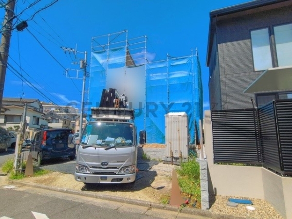 横浜市港南区上永谷１丁目　新築一戸建て