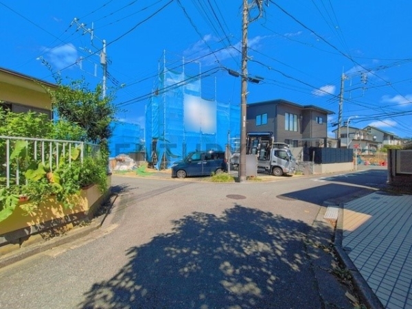 横浜市港南区上永谷１丁目　新築一戸建て