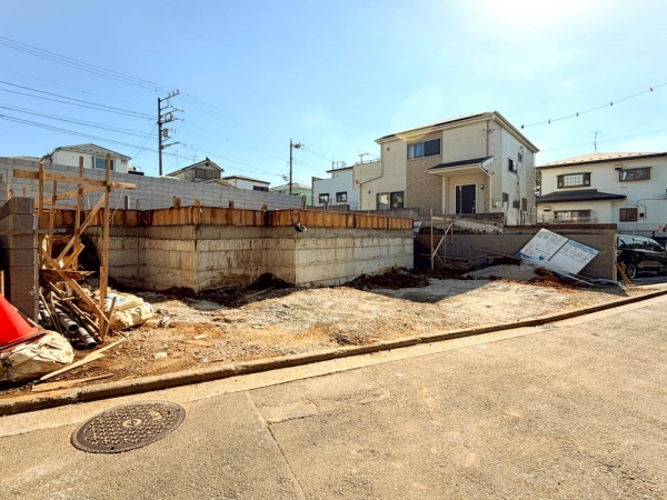 横浜市旭区市沢町　新築一戸建て