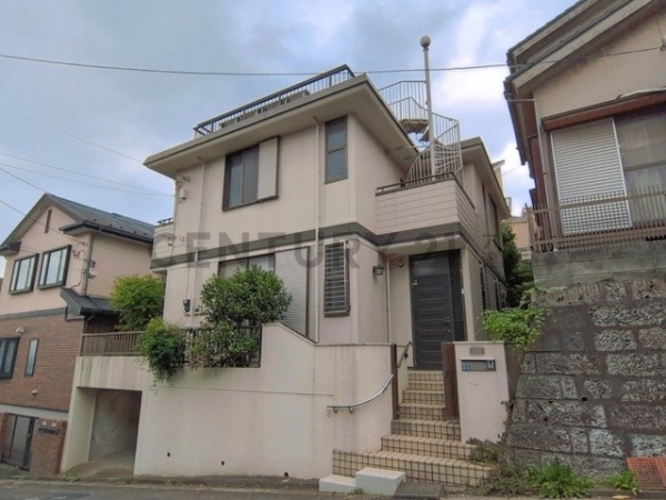 横浜市南区中里４丁目　中古一戸建て