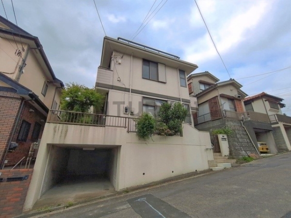 横浜市南区中里４丁目の中古一戸建て
