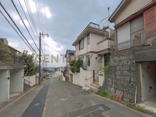横浜市南区中里４丁目の中古一戸建て