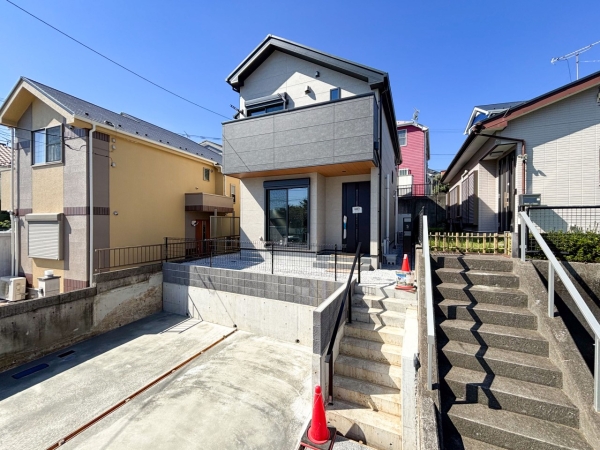 横浜市神奈川区羽沢町　新築一戸建て