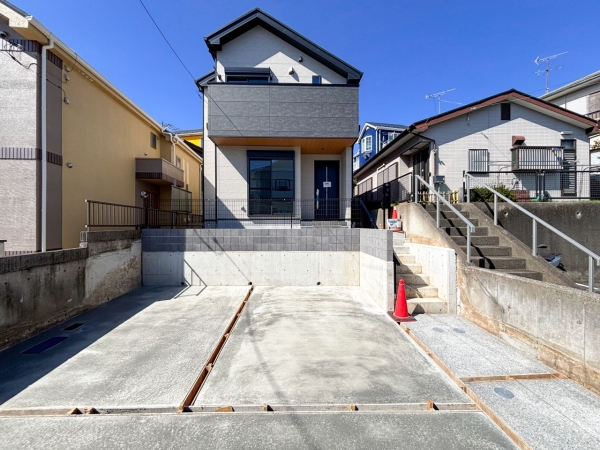 横浜市神奈川区羽沢町　新築一戸建て