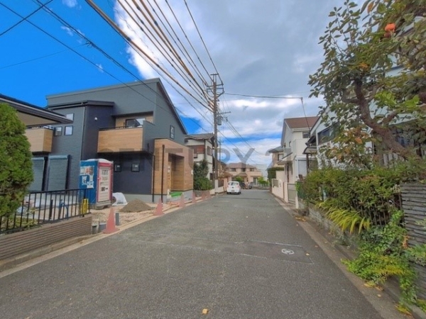 横浜市青葉区たちばな台２丁目　新築一戸建て