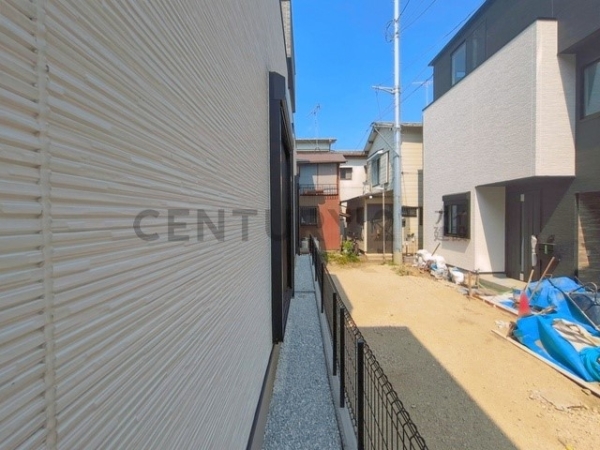 川崎市川崎区下並木　新築一戸建て