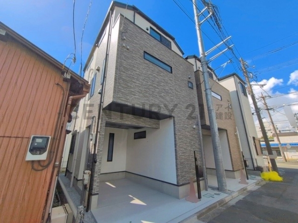 川崎市川崎区下並木　新築一戸建て