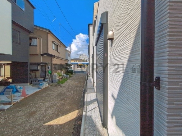 川崎市川崎区下並木　新築一戸建て