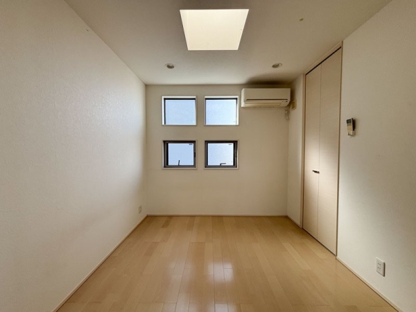 横浜市中区石川町５丁目の中古一戸建て