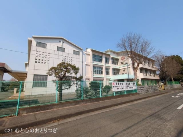 綾瀬市上土棚中２丁目　新築戸建　４号棟(綾瀬市立綾瀬中学校)