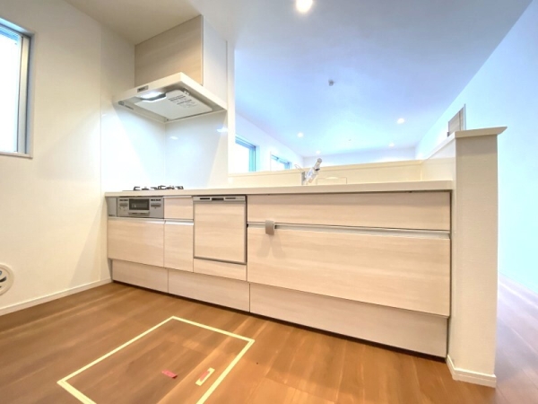 綾瀬市上土棚中２丁目　戸建　１号棟