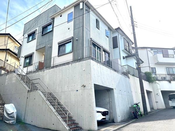 横浜市旭区白根８丁目の中古一戸建て