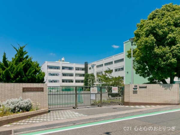 横浜市戸塚区汲沢町　新築戸建　全3棟　B号棟(横浜市立東汲沢小学校)