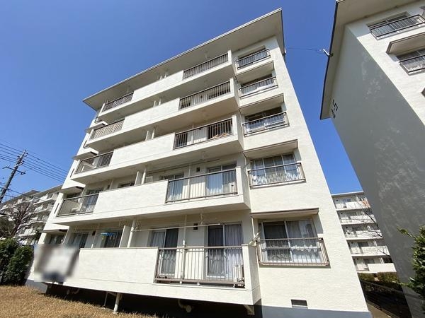 左近山団地４街区４号棟