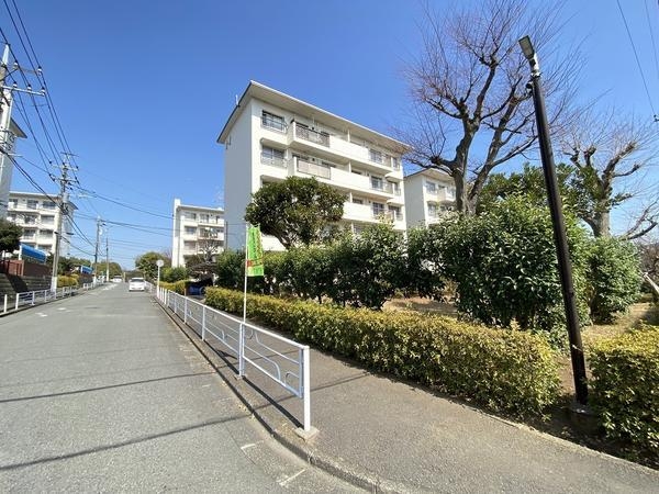 左近山団地４街区４号棟