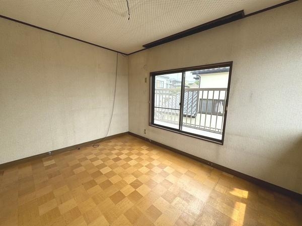 綾瀬市小園の中古一戸建て