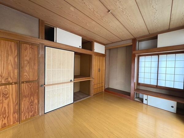 綾瀬市小園の中古一戸建て