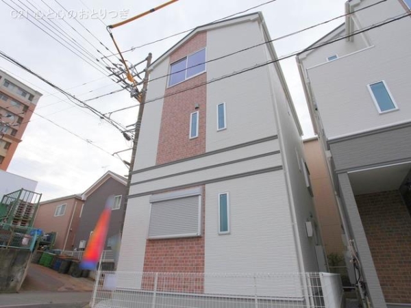 藤沢市石川５丁目の新築一戸建