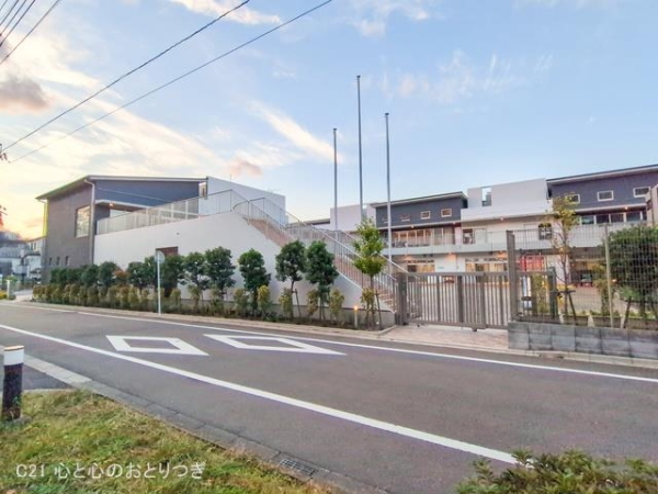 藤沢市本町4丁目の新築一戸建(藤が岡保育園)