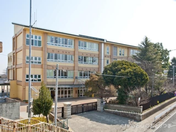 綾瀬市深谷中3丁目の土地(綾瀬市立綾瀬小学校)