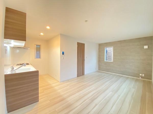 座間市相武台4丁目3期　新築分譲住宅　2号棟