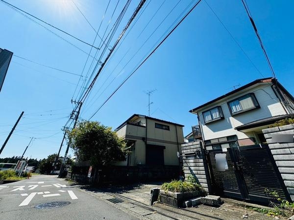 横浜市瀬谷区阿久和東2丁目の土地(前面道路含む現地写真)