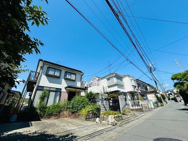 横浜市瀬谷区阿久和東2丁目の土地(前面道路含む現地写真)