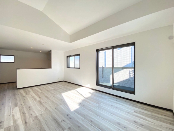 綾瀬市寺尾台2丁目　新築戸建