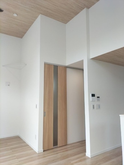 藤沢市湘南台6丁目　新築戸建　全２棟　B号棟