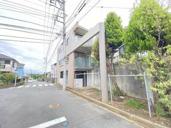 横浜市戸塚区戸塚町の土地