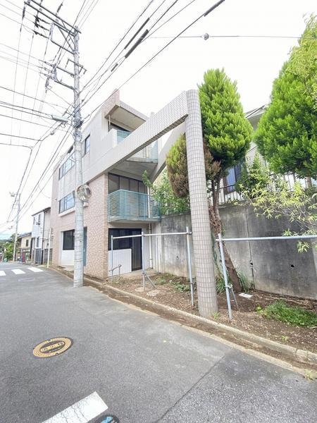 横浜市戸塚区戸塚町の土地