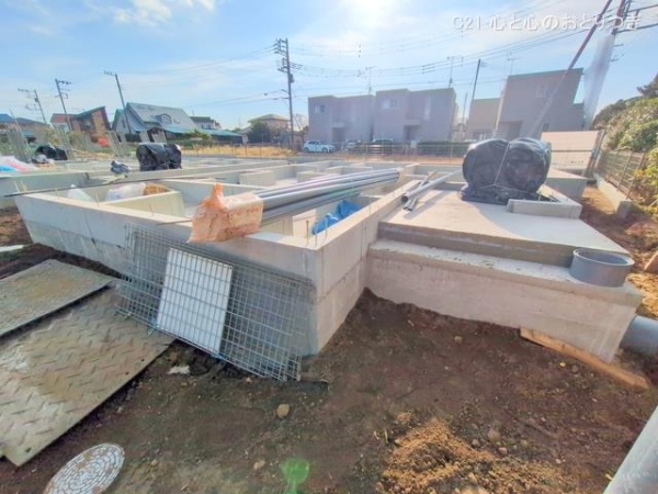 藤沢市鵠沼神明４丁目の新築一戸建