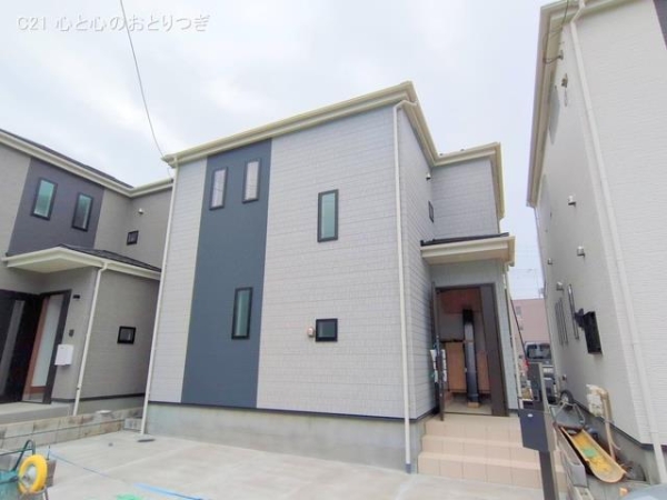 藤沢市鵠沼神明４丁目の新築一戸建