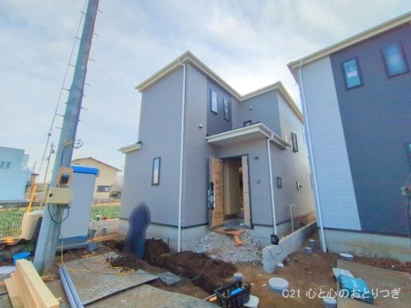 藤沢市鵠沼神明４丁目の新築一戸建