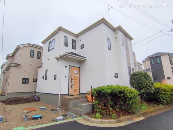 藤沢市鵠沼神明４丁目の新築一戸建