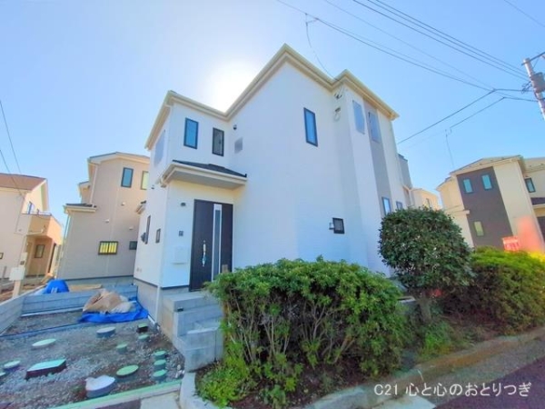藤沢市鵠沼神明４丁目の新築一戸建