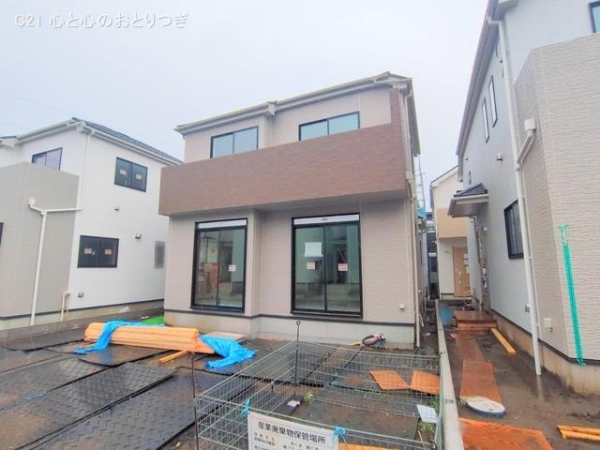 藤沢市鵠沼神明４丁目の新築一戸建