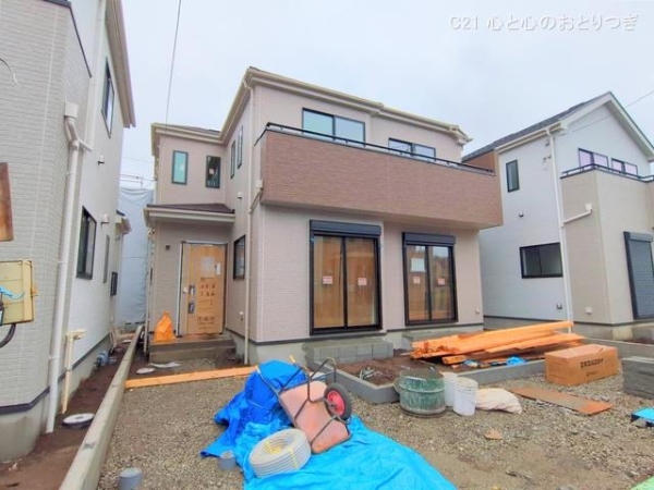 藤沢市鵠沼神明４丁目の新築一戸建