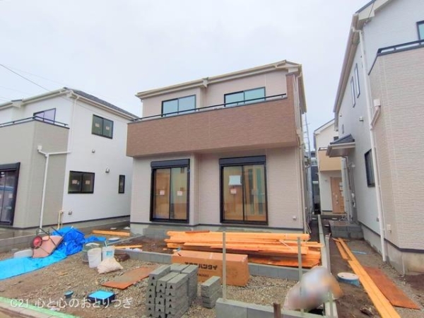 藤沢市鵠沼神明４丁目の新築一戸建