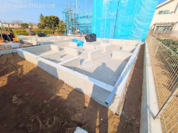 藤沢市鵠沼神明４丁目の新築一戸建