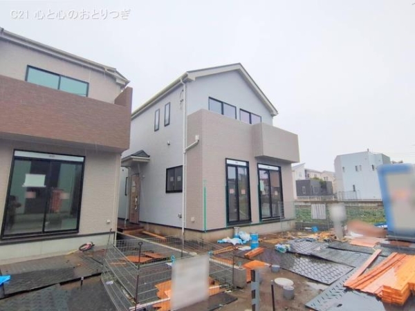 藤沢市鵠沼神明４丁目の新築一戸建