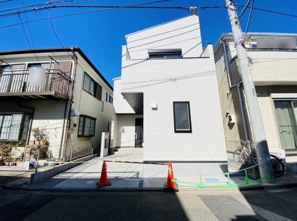 相模原市南区東林間7丁目　新築戸建
