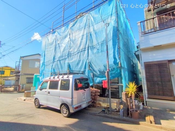 横浜市泉区下飯田町の新築一戸建