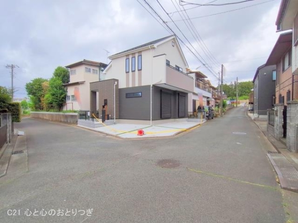 横浜市泉区下飯田町の新築一戸建