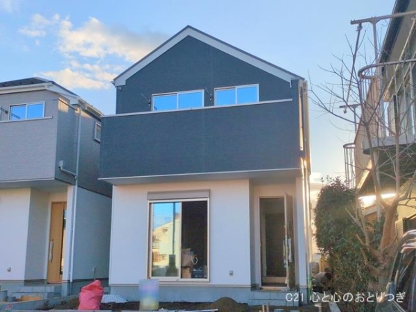 藤沢市天神町３丁目の新築一戸建
